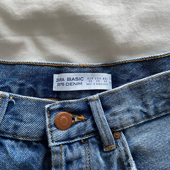 High waisted shorts - Picture 2 of 3